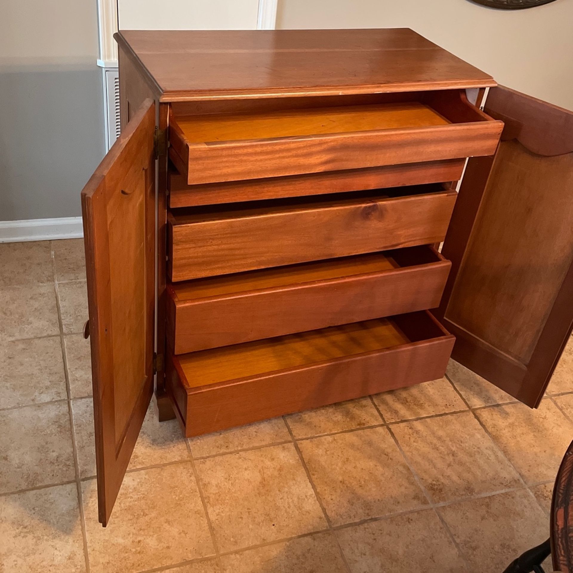 Wooden Chest of Drawers