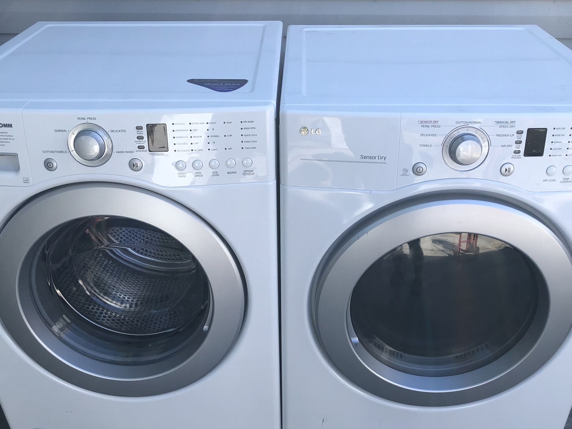 Washer And Dryer Excellent Condition Warranty