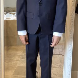 Suit for boys; size 8; 5 pieces