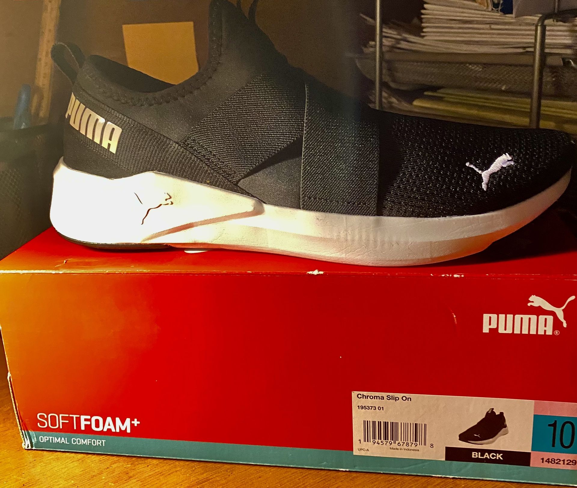 Brand new puma tennis shoes never worn $35 firm