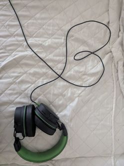 Xbox controller headset