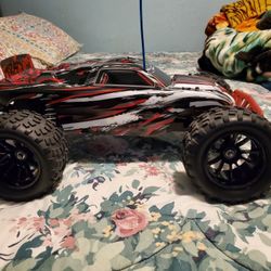 Traxxas Rustler 2WD 1/10 Scale