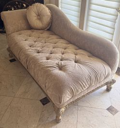 Elegant Designer SCHNADIG Living Room Set