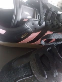 Men's sneakers