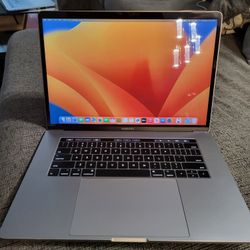 Macbook Pro 15" I7 512gb