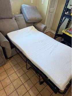 Mini Sofa Sleeper