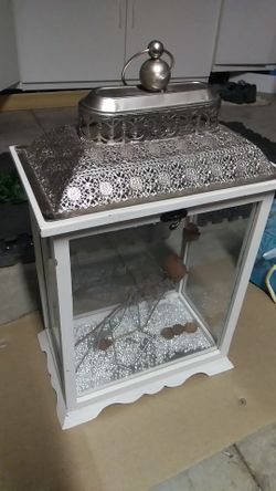 Glass box decor