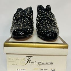 Wos Fantasy Collection Bunny Studded Crocco Print Lea Black Slides Sz 8.5 NEW!