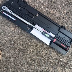 Snap-on ATECH3FR250 1/2in Drive Tech Angle Flex Head Torque Wrench. Excellent Condition. For Pick Up Fremont Sea. No Low Ball Offers Please. No Trades