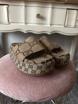Gucci sandals