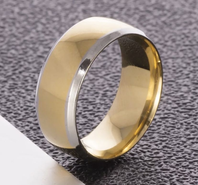 Men’s Engagement Wedding Band