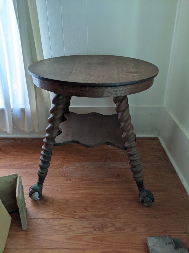 Antique Victorian Parlor Table with Claw Ball Feet