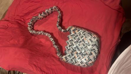 Prison purse