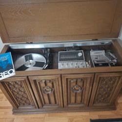 Vintage Entertainment Platform 
