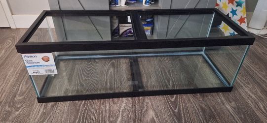 BRAND NEW AQUEON 60 Gallon LONG Aquarium 