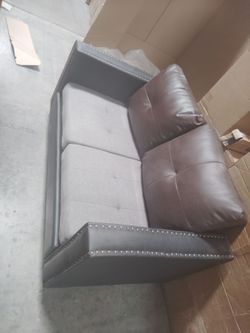 Live Seat - mixed material