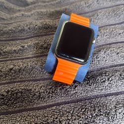 Apple Watch Series 3 (42mm) Brand New Orange Band