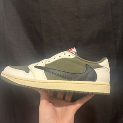 Jordan 1 Retro Low OG SP ‘Travis Scott Medium Olive’ Size 10.5 