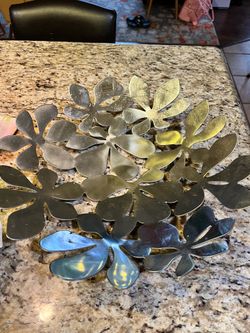 Beautiful metal bowl with 3 glass balls