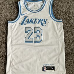 Nike Labron James Jersey Men’s Size L