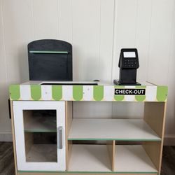 Kid’s Checkout Counter