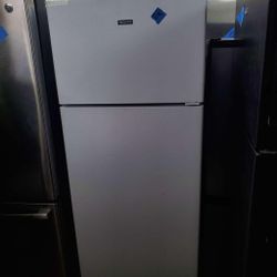 Brand New Refrigerator Hotpoin 