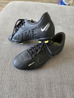 Soccer Shoes 