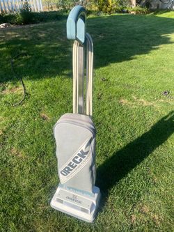 ORECK XL vacuum