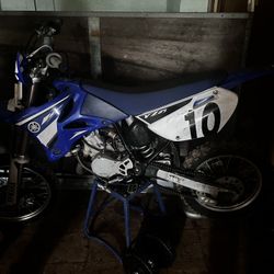 Dirt Bikes 