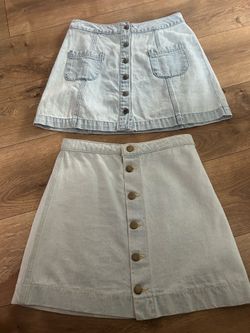 Two vintage retro casual  mini denim skirts forever 21 American apparel jeans  Small and medium both but both they are like small no stretch
