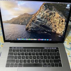 Macbook Pro 15 Inch TouchBar 