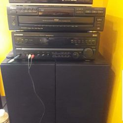 Home theater pioneer pair Jbl speakers and cd carousel
