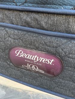 Full size bed mattress beautyrest world class level 4 firm pillow top Serta Sealy black hybrid saatva Stearns & foster purple avocado nectar Dreamclou