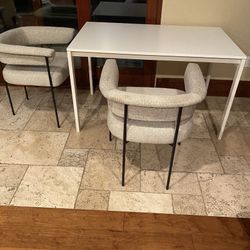 Morden Table With Elegant Comfortable Chair $380