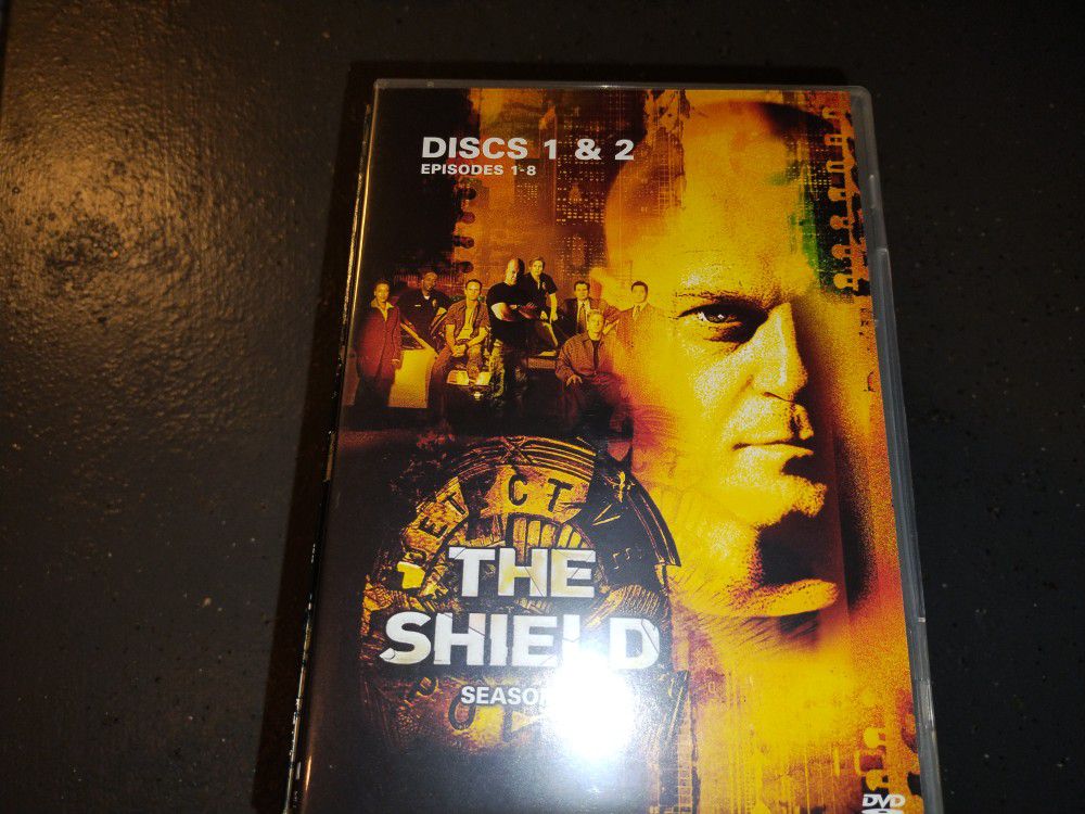 DVD Box Set " The Shield"