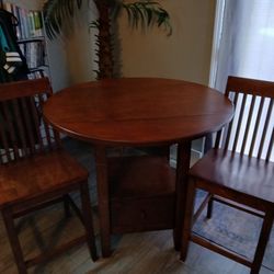 Kitchen Round Table w/ 2 Chairs