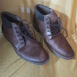 Men's Shoes  $25