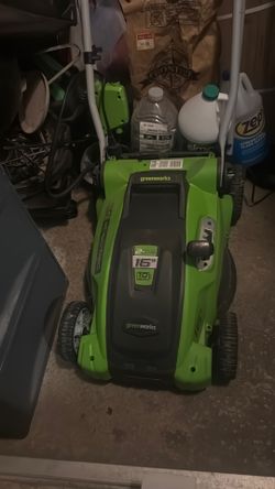 Greenworks 16 inch 2 in one lawnmower