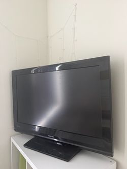 Toshiba TV 30 inch