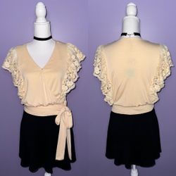 NWT Women’s Hayden Surplice Tie Top