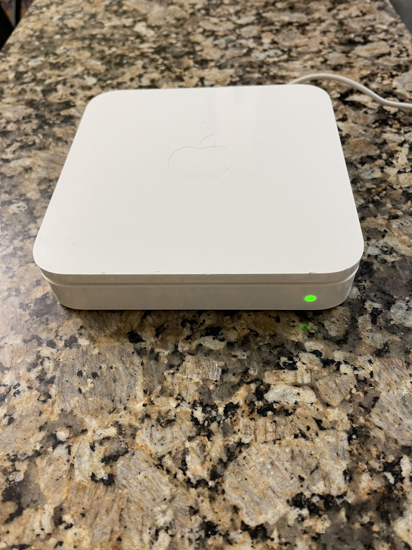 Apple A1408 AirPort Extreme Base Station 5th Gen Wireless Router