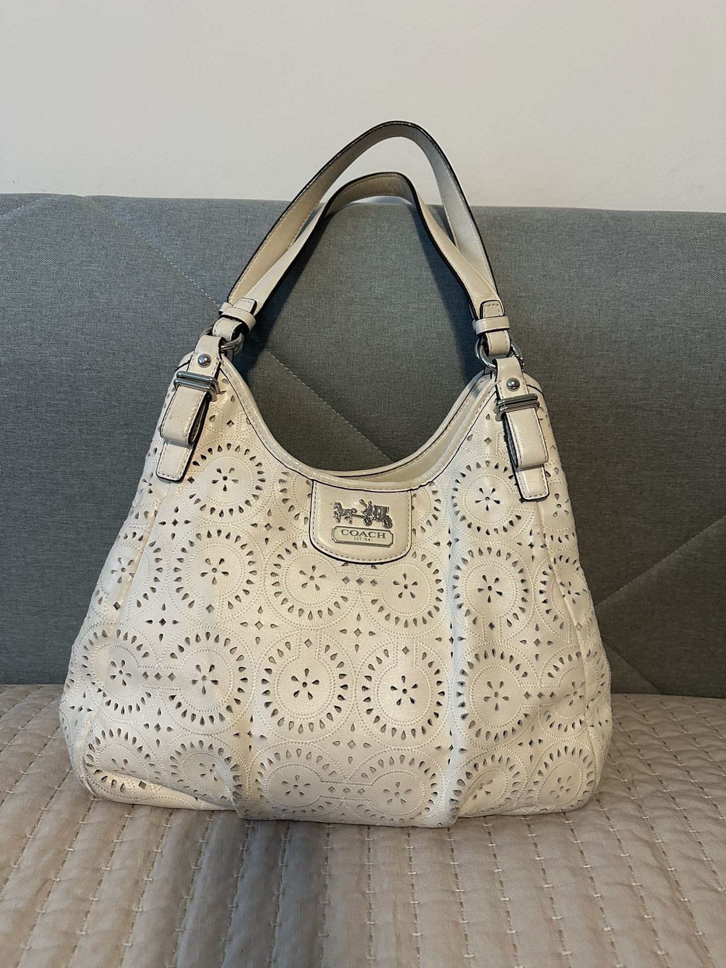 COACH #19625 "Lace Leather Maggie" Shoulder Bag Purse Parchment
