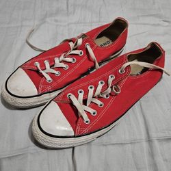 Red Converse Men Size 8