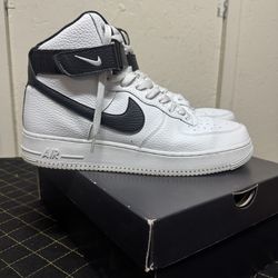 Nike - Air Force 1 07’ / high top