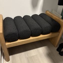 Reeves Boucle Wood Bench – Natural/Black – Excellent Condition!