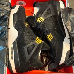 Jordan 4 Retro Royalty