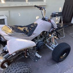 2011 350cc Yamaha Four Wheeler