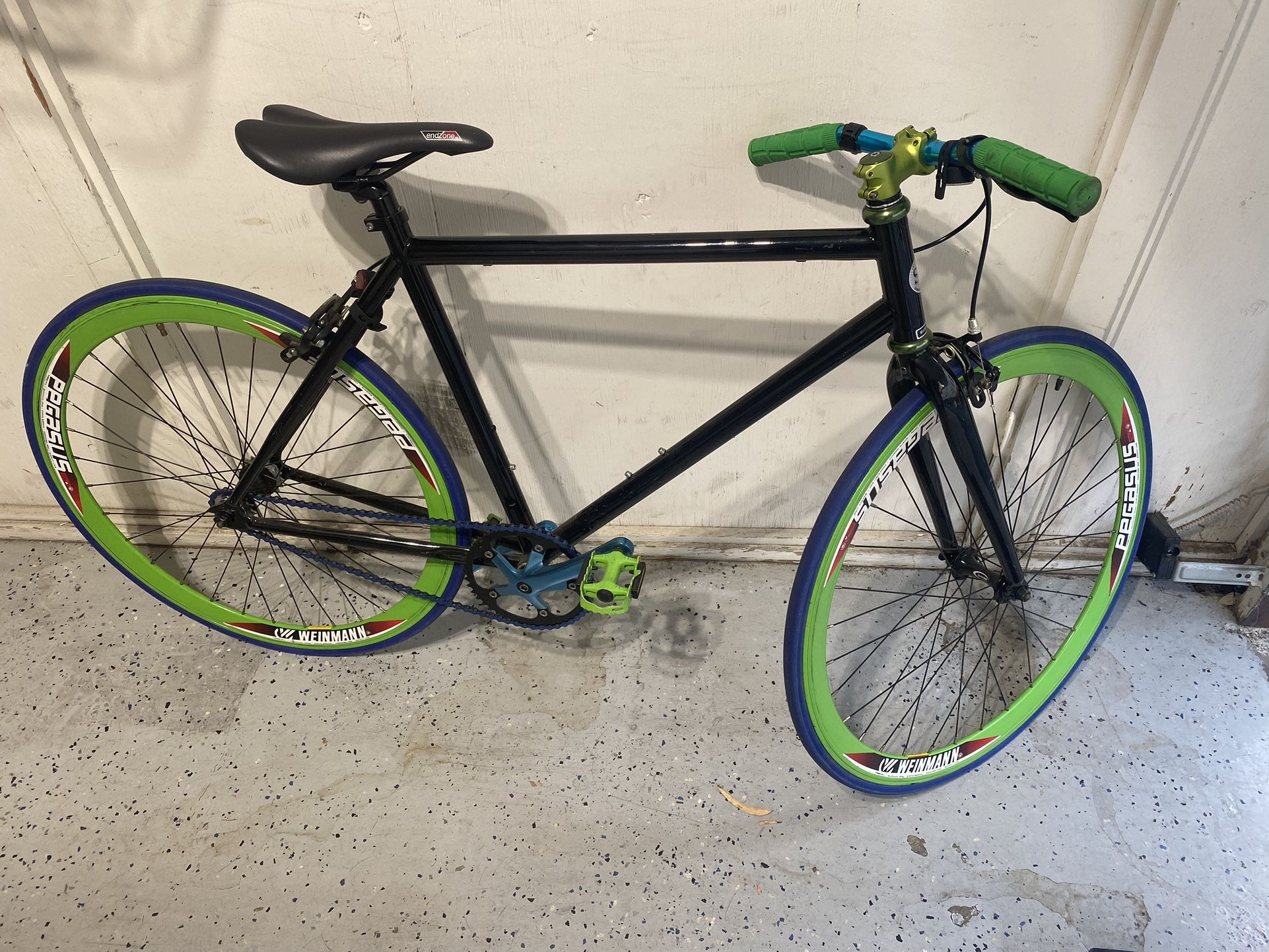 Bike Shop Bijou Bikeworks Fixie Bike