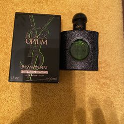 Perfume Black Opium Eau De Parfum Illicit Green 1 Onza