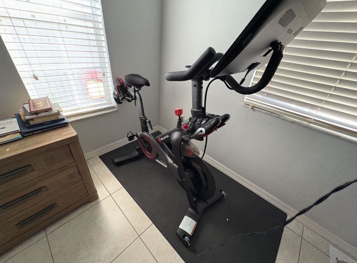 Peloton Bike